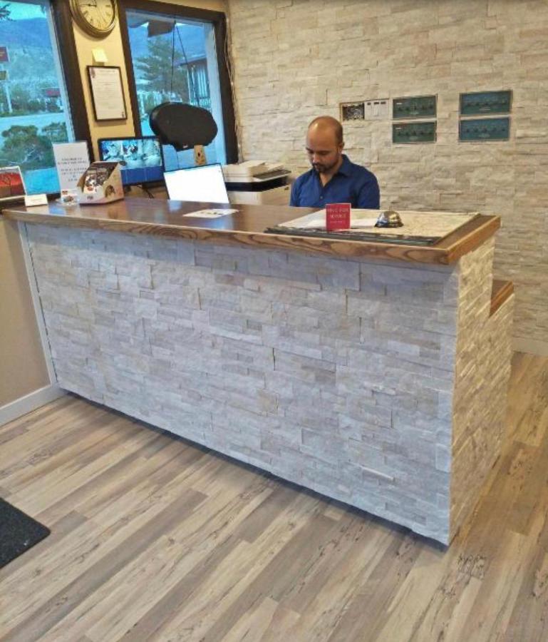 Sundowner Motel Cache Creek Dış mekan fotoğraf